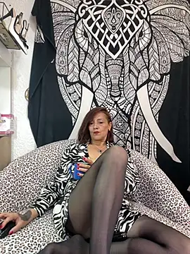 Boonny Boo01 online show from April 21, 2026, 4:57 pm