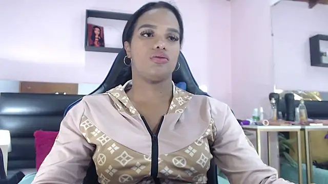 madison holiday online show from January 4, 2025, 10:27 am