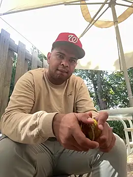 Snapshot of marhi32 chatting on September 16, 2025, 4:19 pm marhi32 online show from September 16, 2025, 4:19 pm