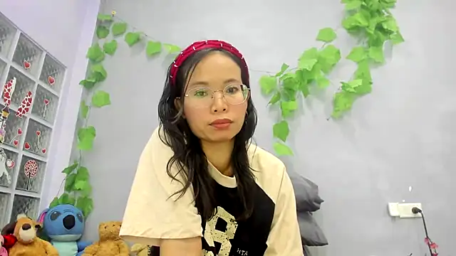 Snapshot of loveley_jenny chatting on July 4, 2026, 3:13 am loveley jenny online show from July 4, 2026, 3:13 am