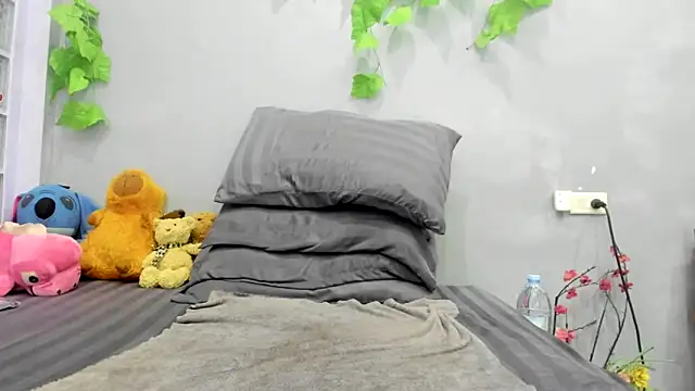 loveley jenny online show from April 22, 2026, 1:56 am