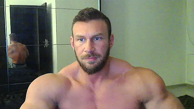 muscularkevin online show from March 11, 2025, 4:29 pm
