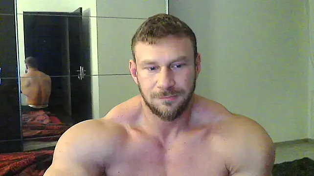 muscularkevin online show from December 26, 2024, 5:04 am