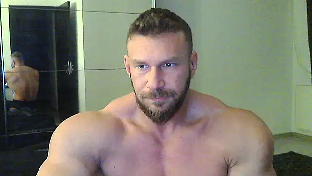 muscularkevin online show from February 13, 2025, 4:22 am