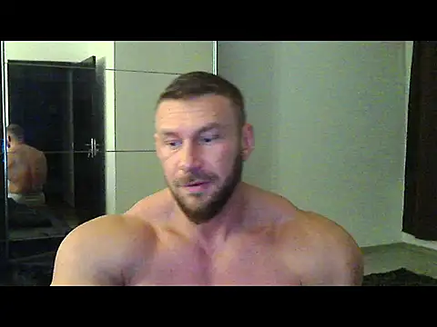 muscularkevin online show from October 9, 2025, 3:40 am