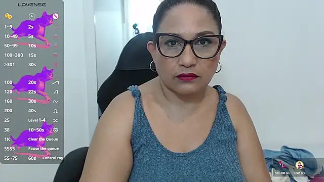 Snapshot of Katha_Marck chatting on October 24, 2025, 10:20 pm Katha Marck online show from October 24, 2025, 10:20 pm