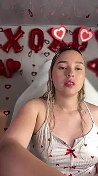 Irisweet  online show from February 13, 2026, 4:34 am