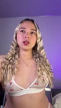 Irisweet  online show from January 7, 2026, 11:26 am