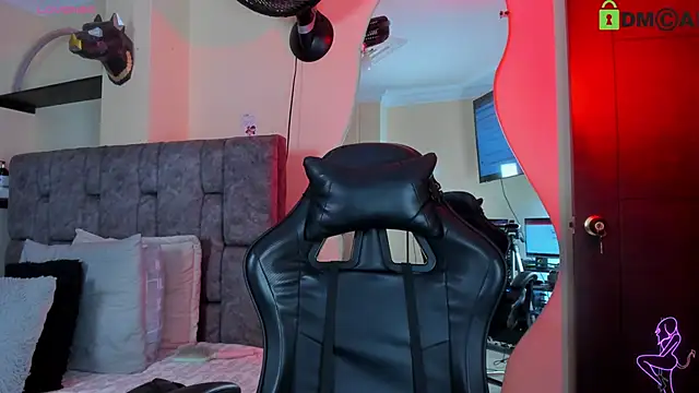 danielasexya1 online show from March 22, 2026, 1:01 pm