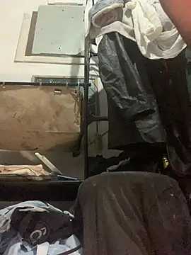 raphadoors19 online show from February 11, 2026, 5:07 am