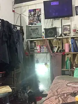 raphadoors19 online show from December 21, 2025, 12:02 am