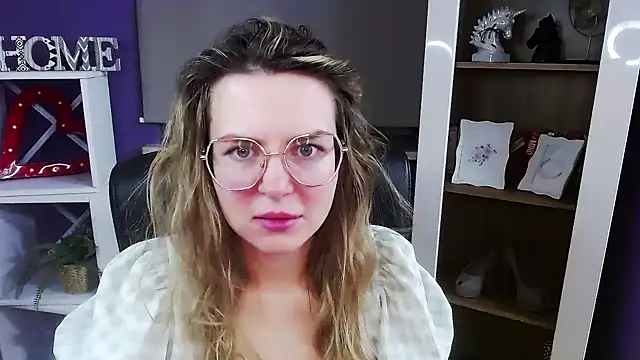 Zoey Erotic online show from January 7, 2026, 5:34 am