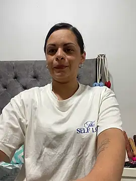 Snapshot of Kataliina chatting on May 30, 2026, 6:20 am Kataliina online show from May 30, 2026, 6:20 am