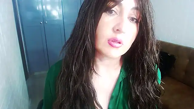 naughty sarahh online show from October 31, 2025, 9:22 pm