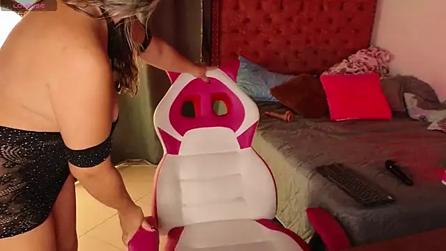 GiselReyes online show from March 23, 2026, 11:26 pm