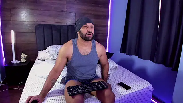 anthonylatynxd online show from June 1, 2026, 11:32 am