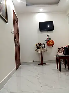 Eliza Wendy online show from November 8, 2025, 1:42 am