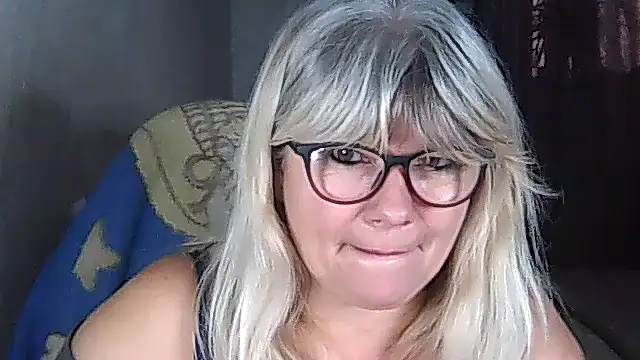 Diana 49 online show from October 31, 2025, 9:50 am