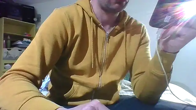 MmaxX004 online show from March 7, 2025, 7:16 pm