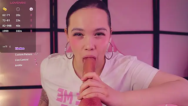 Chery Lady22 online show from April 20, 2026, 8:17 am