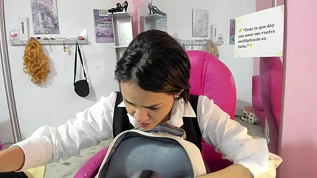 CAMILA--REY online show from February 25, 2026, 11:32 am