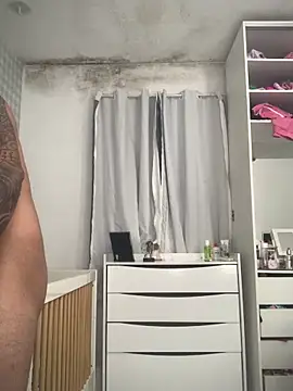 moreno3398 online show from September 27, 2025, 5:08 pm