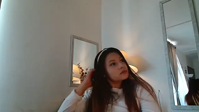 3littleschoolteens online show from March 26, 2026, 6:06 pm