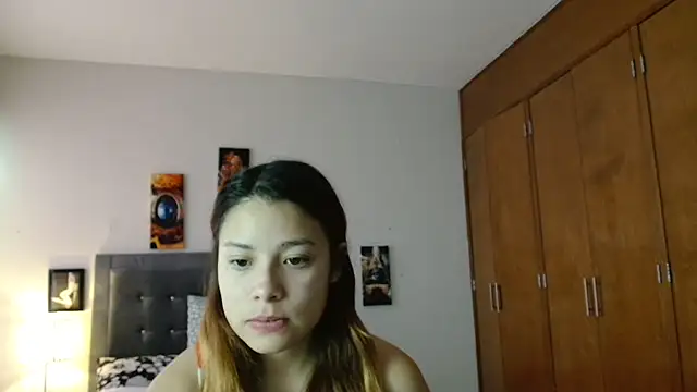 3littleschoolteens online show from November 5, 2025, 5:49 pm