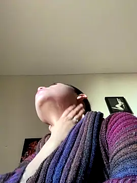 3littleschoolteens online show from December 21, 2025, 10:21 pm