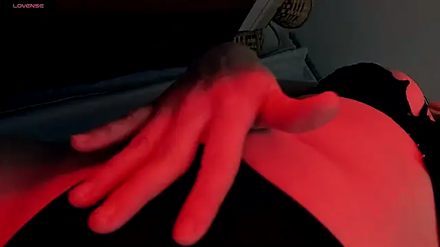 Snapshot of 5_in_one chatting on December 2, 2025, 4:14 am 5 in one online show from December 2, 2025, 4:14 am