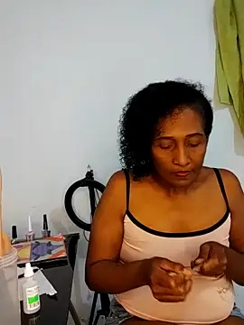 Snapshot of Aishamara chatting on February 8, 2026, 7:44 pm Aishamara online show from February 8, 2026, 7:44 pm