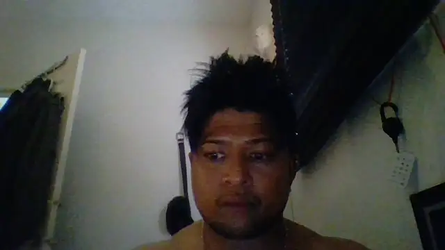 Snapshot of CleanGrey chatting on April 28, 2026, 10:47 pm CleanGrey online show from April 28, 2026, 10:47 pm
