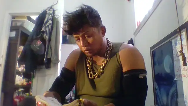 Snapshot of CleanGrey chatting on July 7, 2026, 9:18 pm CleanGrey online show from July 7, 2026, 9:18 pm