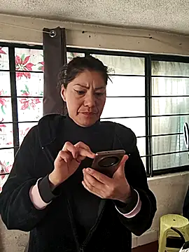 LaInsaciableIntensa online show from February 8, 2026, 2:59 pm