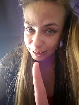 Snapshot of Keli_Jessi chatting on March 7, 2026, 7:08 pm Keli Jessi online show from March 7, 2026, 7:08 pm