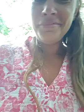 Snapshot of Keli_Jessi chatting on June 27, 2026, 4:24 pm Keli Jessi online show from June 27, 2026, 4:24 pm