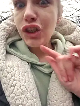 Snapshot of Keli_Jessi chatting on February 15, 2026, 2:38 pm Keli Jessi online show from February 15, 2026, 2:38 pm