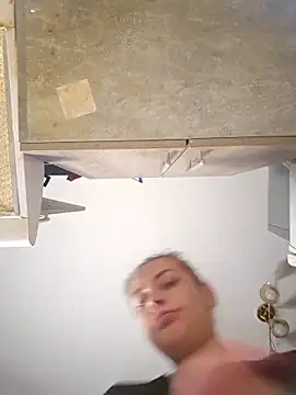 Snapshot of Keli_Jessi chatting on November 4, 2025, 7:28 pm Keli Jessi online show from November 4, 2025, 7:28 pm