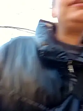 Snapshot of Keli_Jessi chatting on March 5, 2026, 1:08 pm Keli Jessi online show from March 5, 2026, 1:08 pm