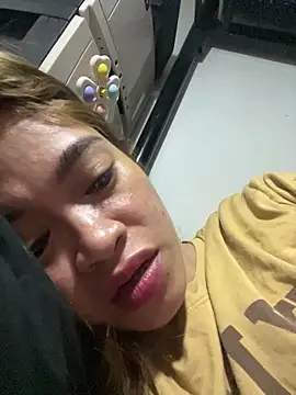 Snapshot of pinay4uwithagoodheart chatting on December 22, 2025, 5:46 pm pinay4uwithagoodheart online show from December 22, 2025, 5:46 pm