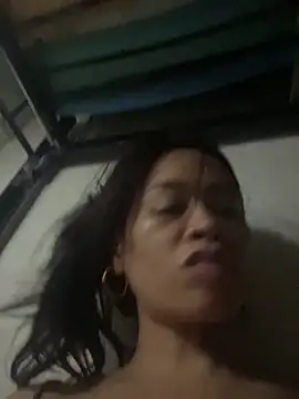 pinay4uwithagoodheart online show from April 9, 2026, 4:13 pm