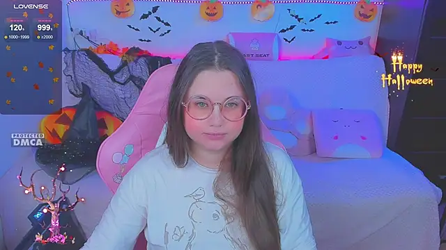 Snapshot of Lolisuccub chatting on November 17, 2025, 4:33 pm Lolisuccub online show from November 17, 2025, 4:33 pm