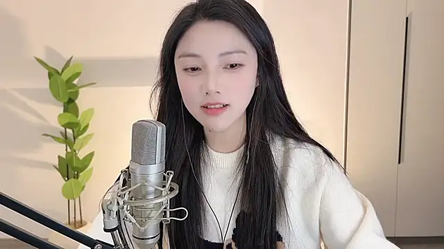 Snapshot of HaagenDazs_ chatting on February 21, 2025, 1:11 pm HaagenDazs  online show from February 21, 2025, 1:11 pm