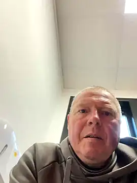 Snapshot of boilinghot123 chatting on October 12, 2025, 7:32 am boilinghot123 online show from October 12, 2025, 7:32 am