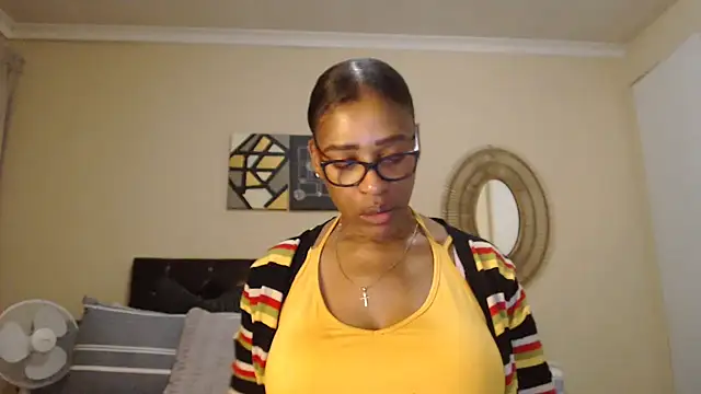 Creamyass22 online show from April 11, 2026, 4:54 pm