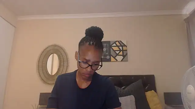 Snapshot of Creamyass22 chatting on March 5, 2025, 3:40 pm Creamyass22 online show from March 5, 2025, 3:40 pm