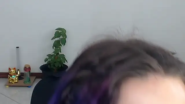 Snapshot of charlottezoe15 chatting on May 13, 2026, 3:30 pm charlottezoe15 online show from May 13, 2026, 3:30 pm