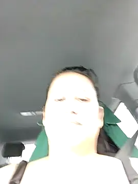 Snapshot of keilymadam chatting on September 18, 2025, 3:15 pm keilymadam online show from September 18, 2025, 3:15 pm