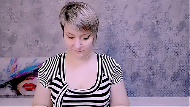 Snapshot of Djullia chatting on March 22, 2025, 6:00 am Djullia online show from March 22, 2025, 6:00 am