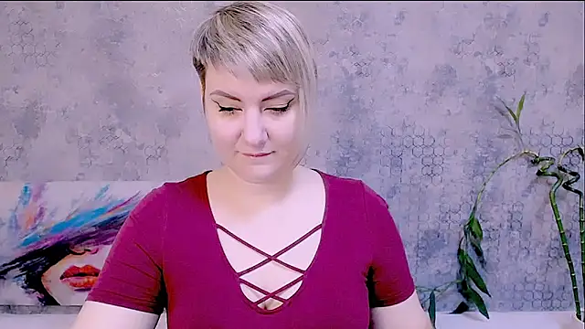 Snapshot of Djullia chatting on November 30, 2025, 5:08 am Djullia online show from November 30, 2025, 5:08 am